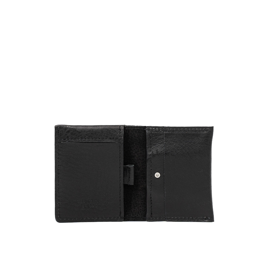 Leather Card Wallet for AirTag - The Minimalist 5.0
