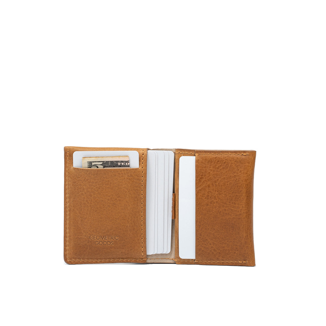 Leather Card Wallet for AirTag - The Minimalist 5.0