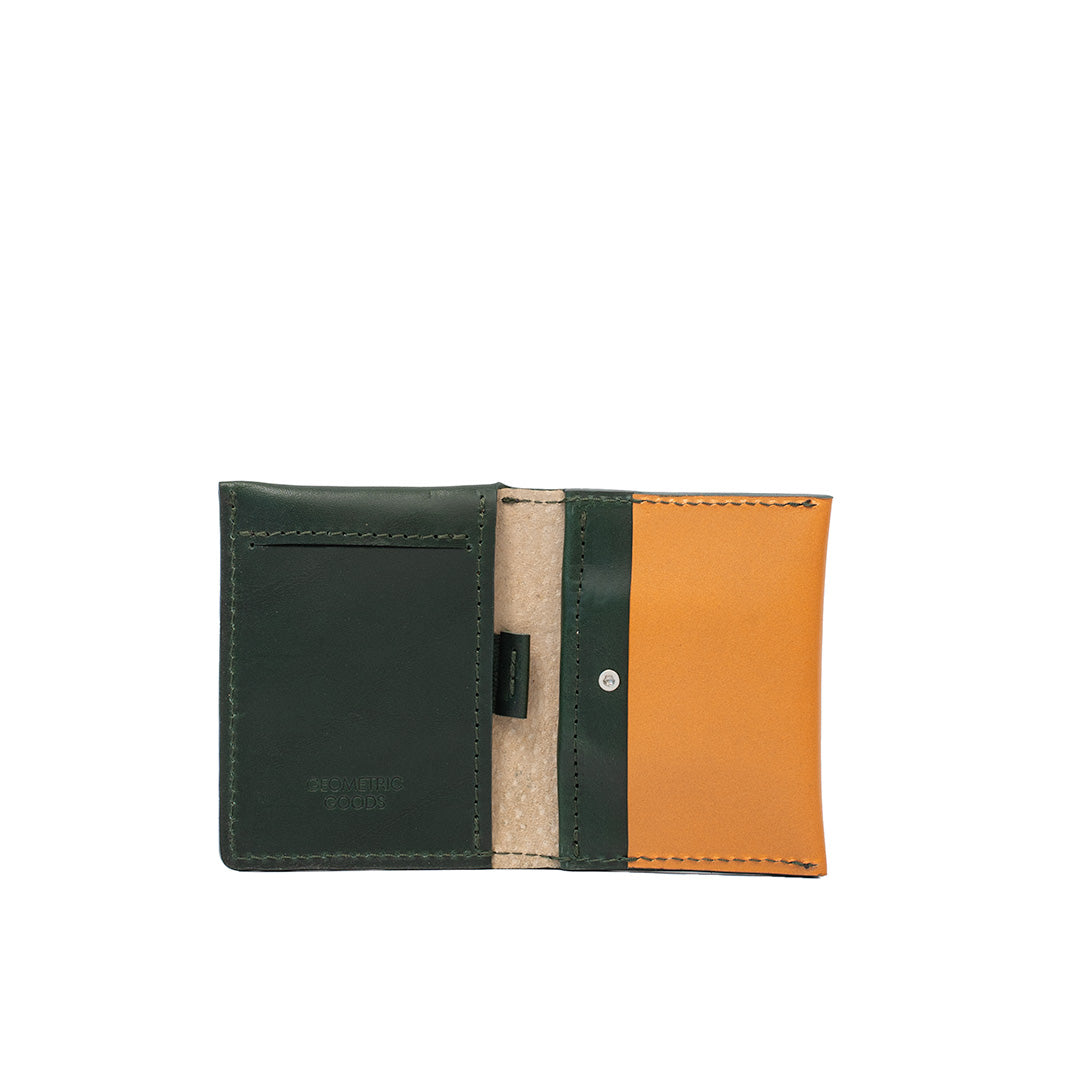 Leather Card Wallet for AirTag - The Minimalist 5.0