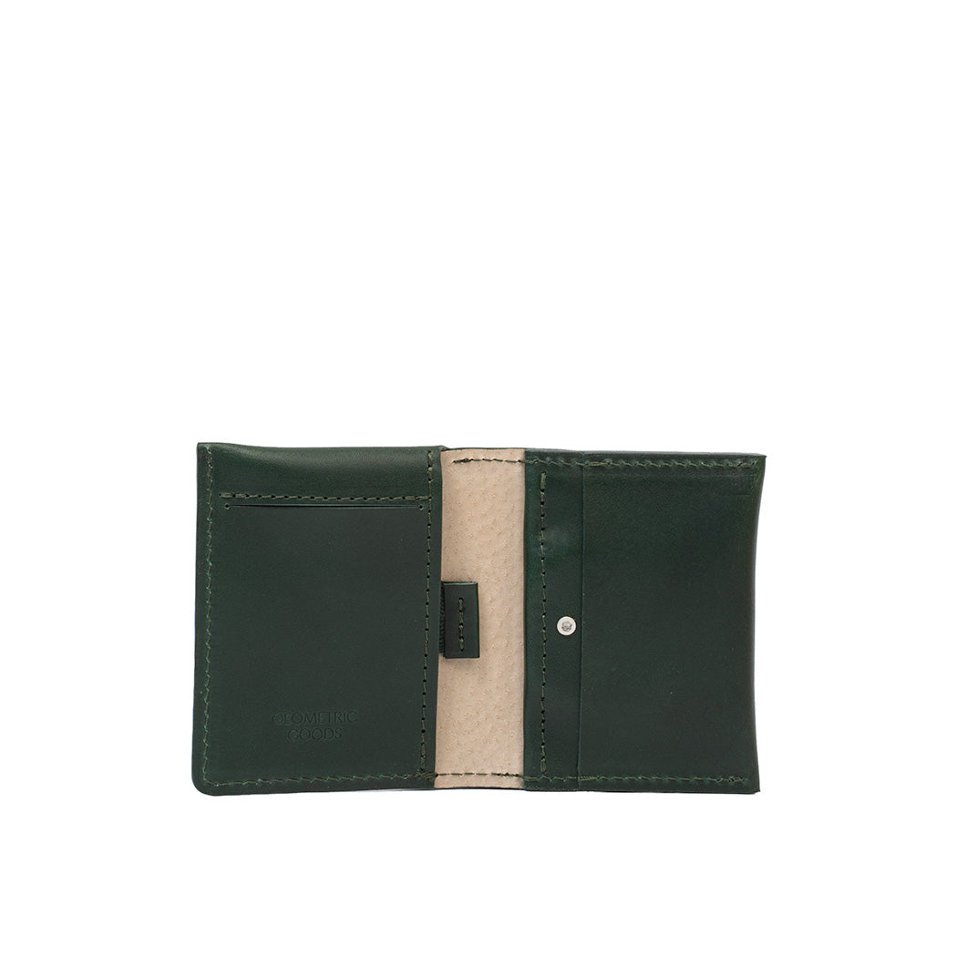 Leather Card Wallet for AirTag - The Minimalist 5.0