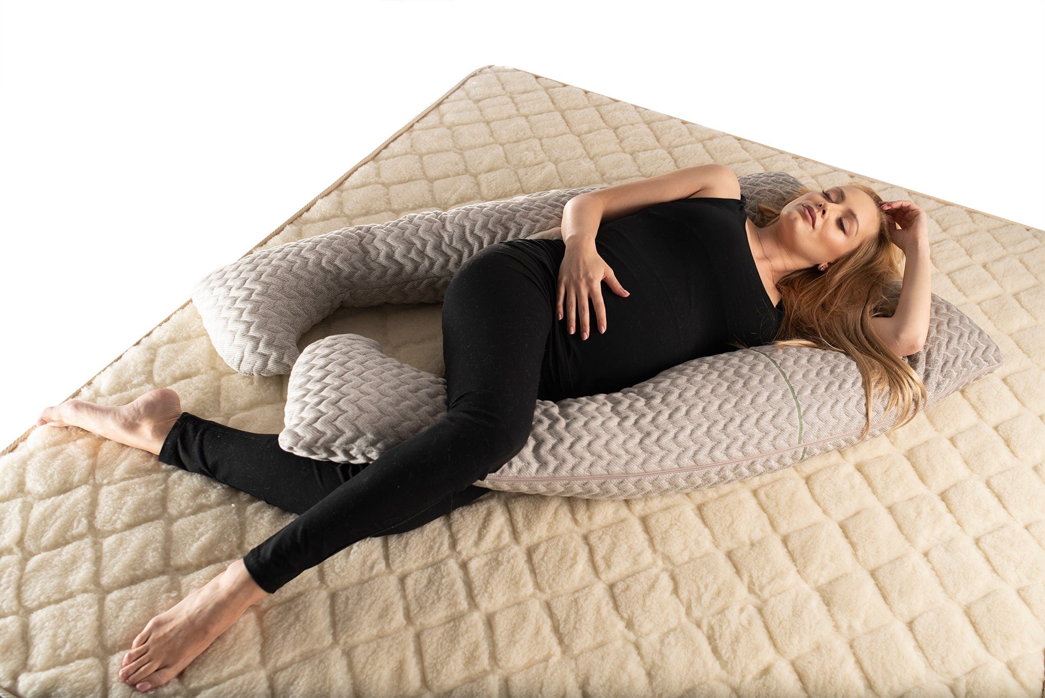 The Woolland  Hemp and Wool Pregnancy Pillow, U Shaped